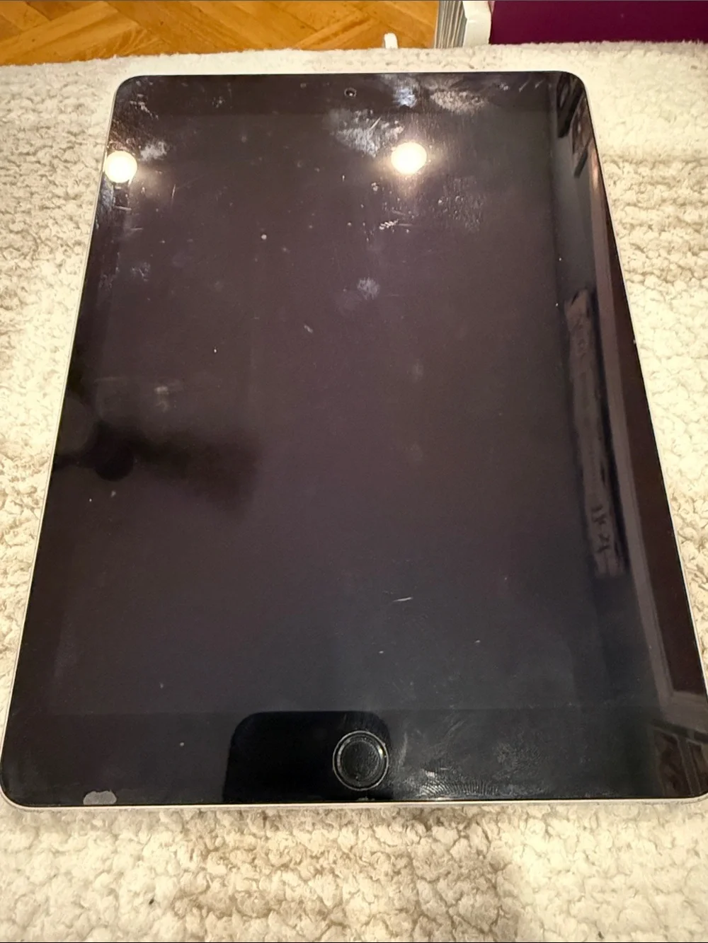 1st generation 9.7-inch iPad Pro (Wi-Fi, 128GB, Space Gray)